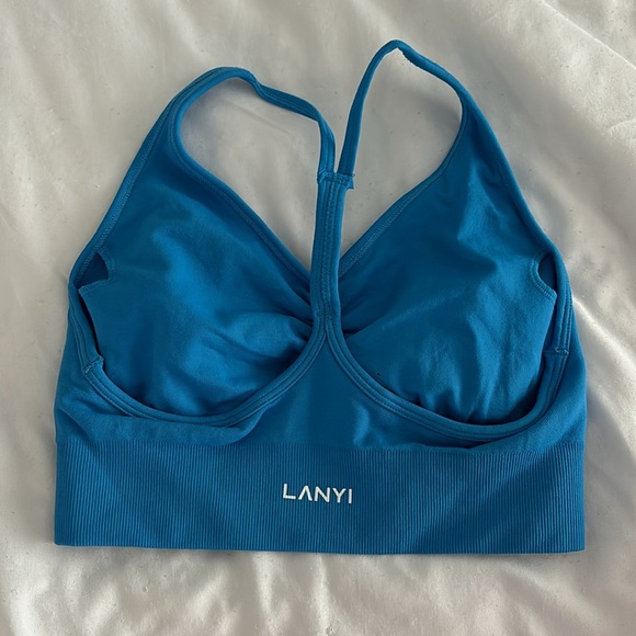 DFYNE SPORTS BRA SIZE XS - Picture 2 of 2